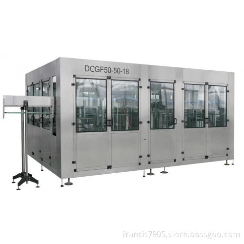 Beer / Soda Carbonated Beverage Filling Machine for Polyester or Plastic Bottle